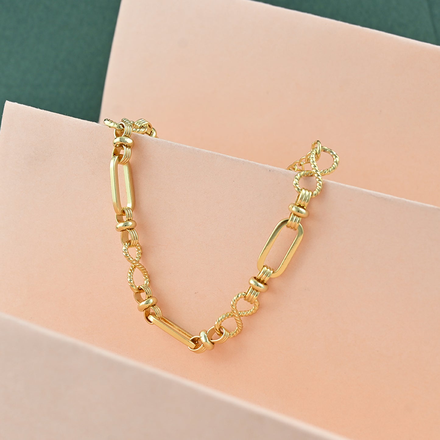 Elira Link Bracelet
