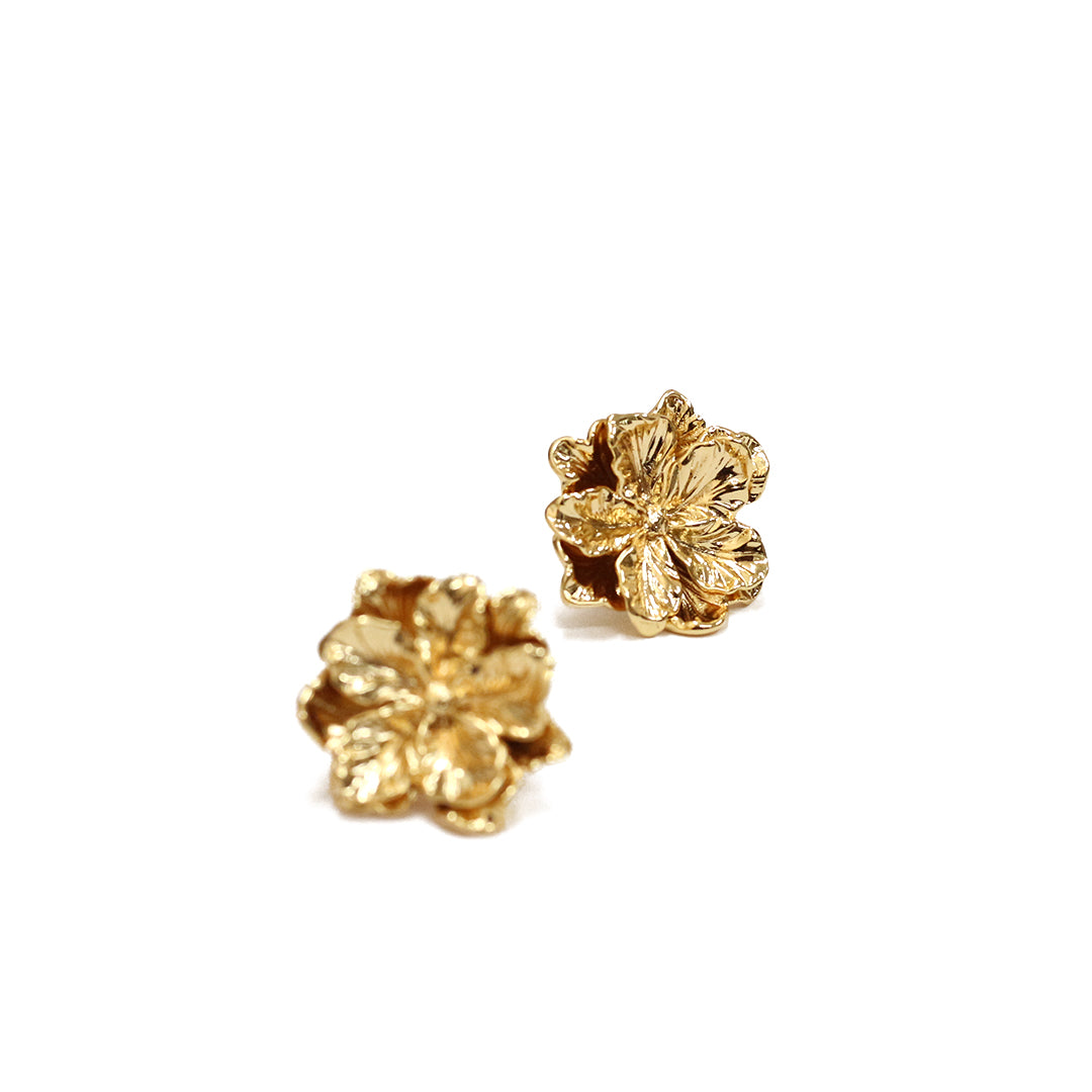 Sunlit Flow Studs Earrings
