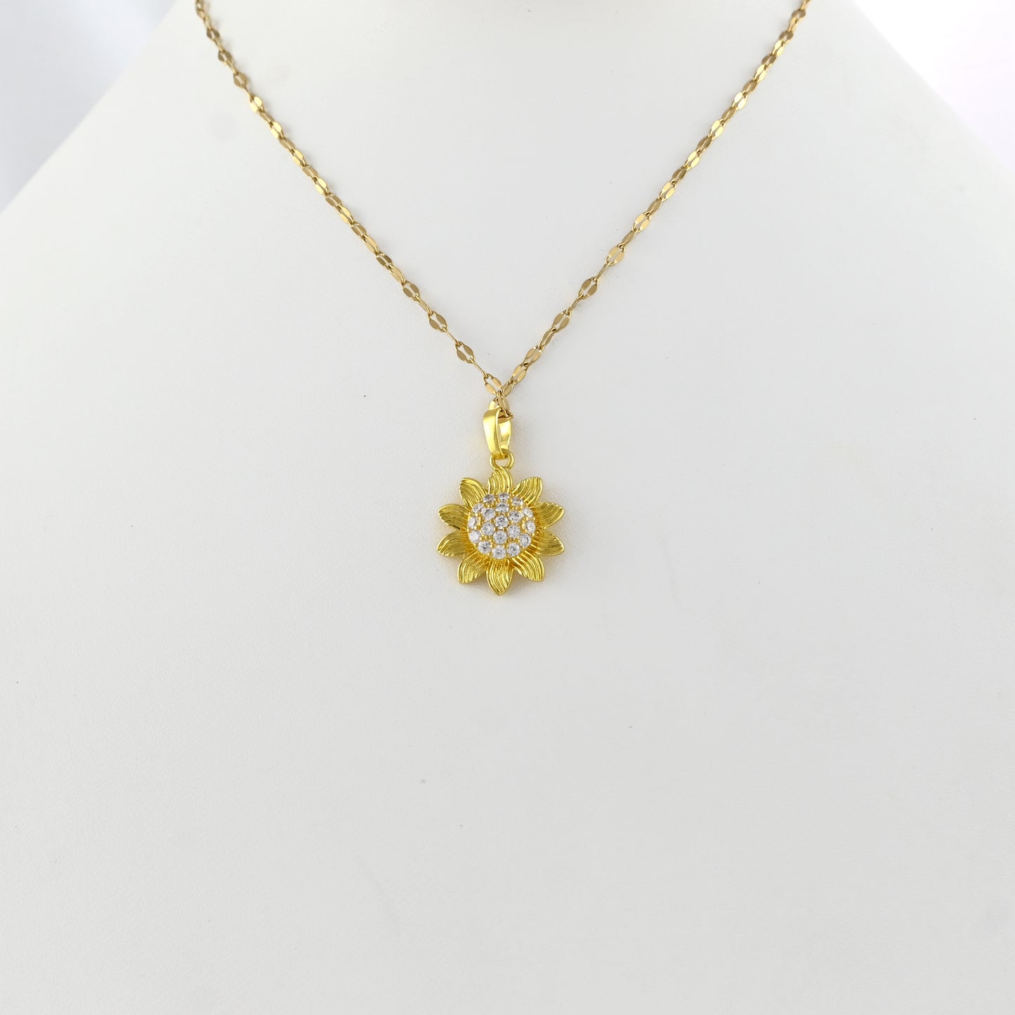 Spinning Blossom Necklace