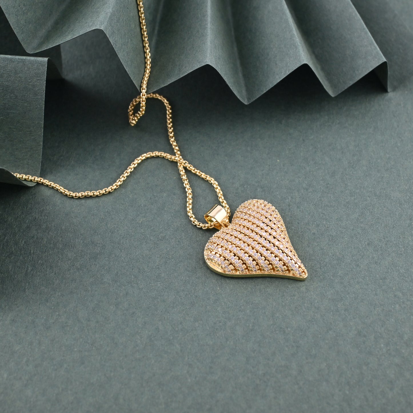 Petite Heart Glow Necklace