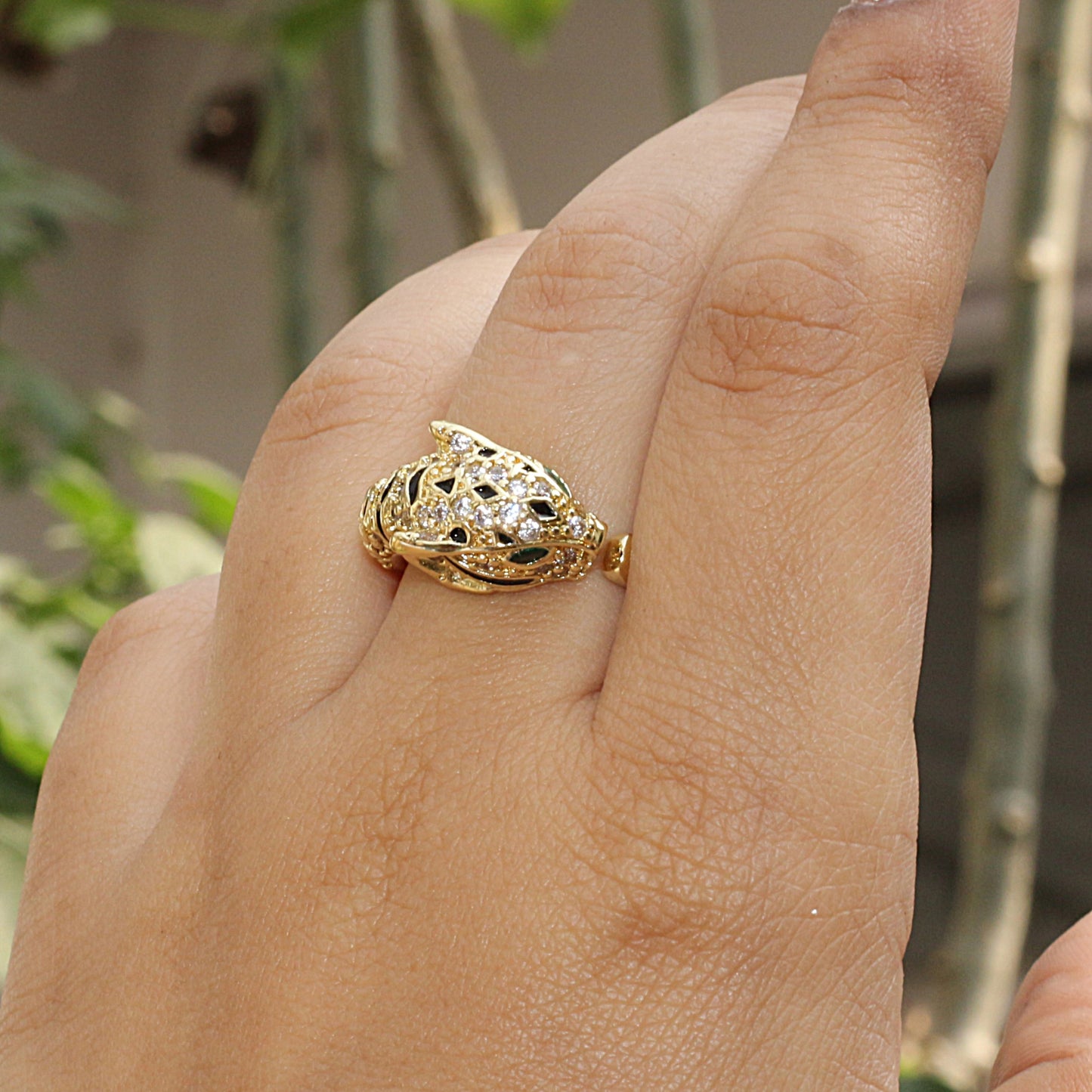 Serpentine Luxe Ring