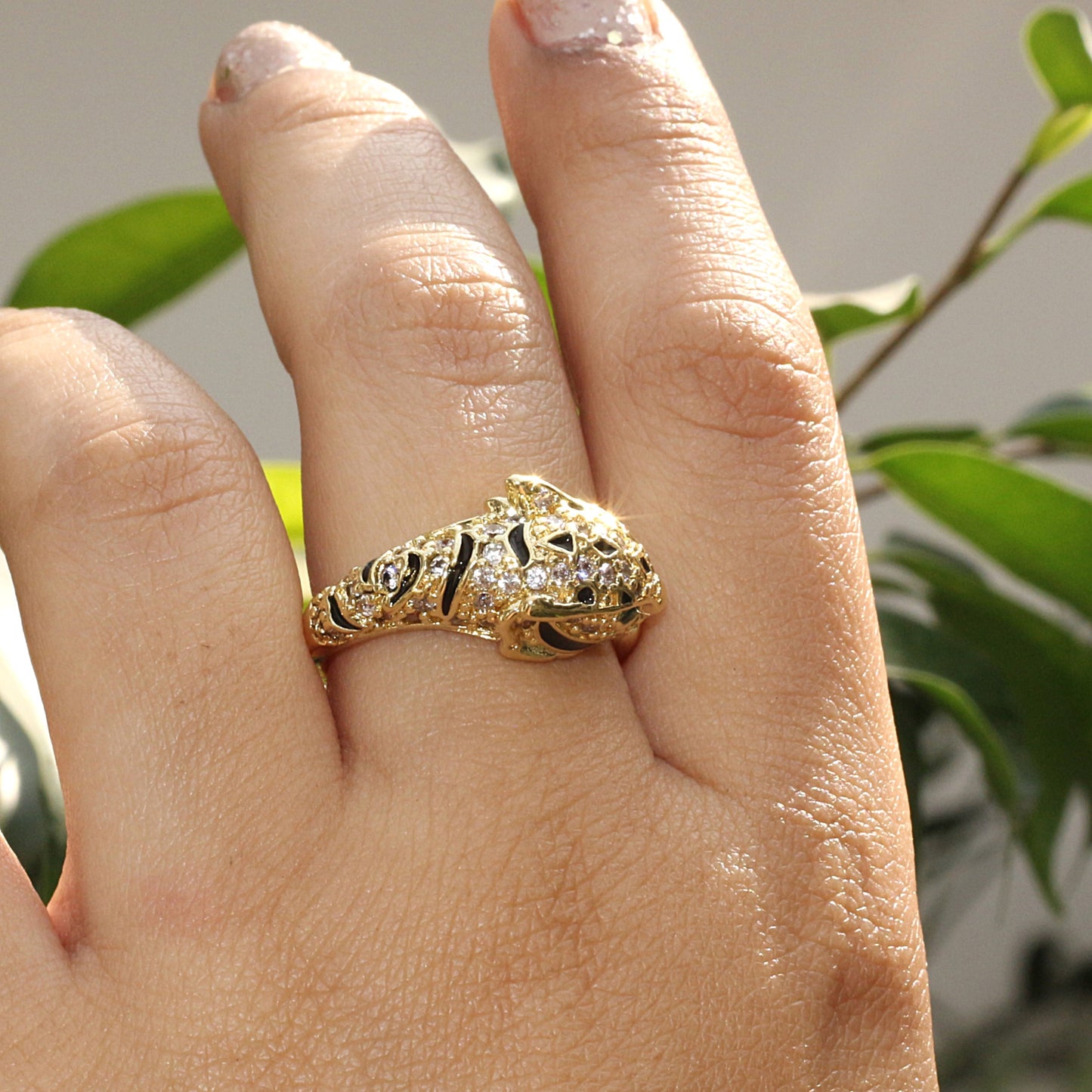 Serpentine Luxe Ring