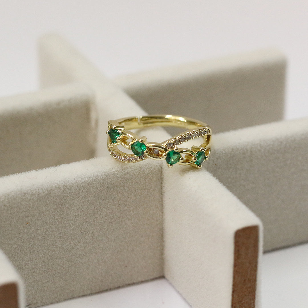 Lustrous Love Band Ring