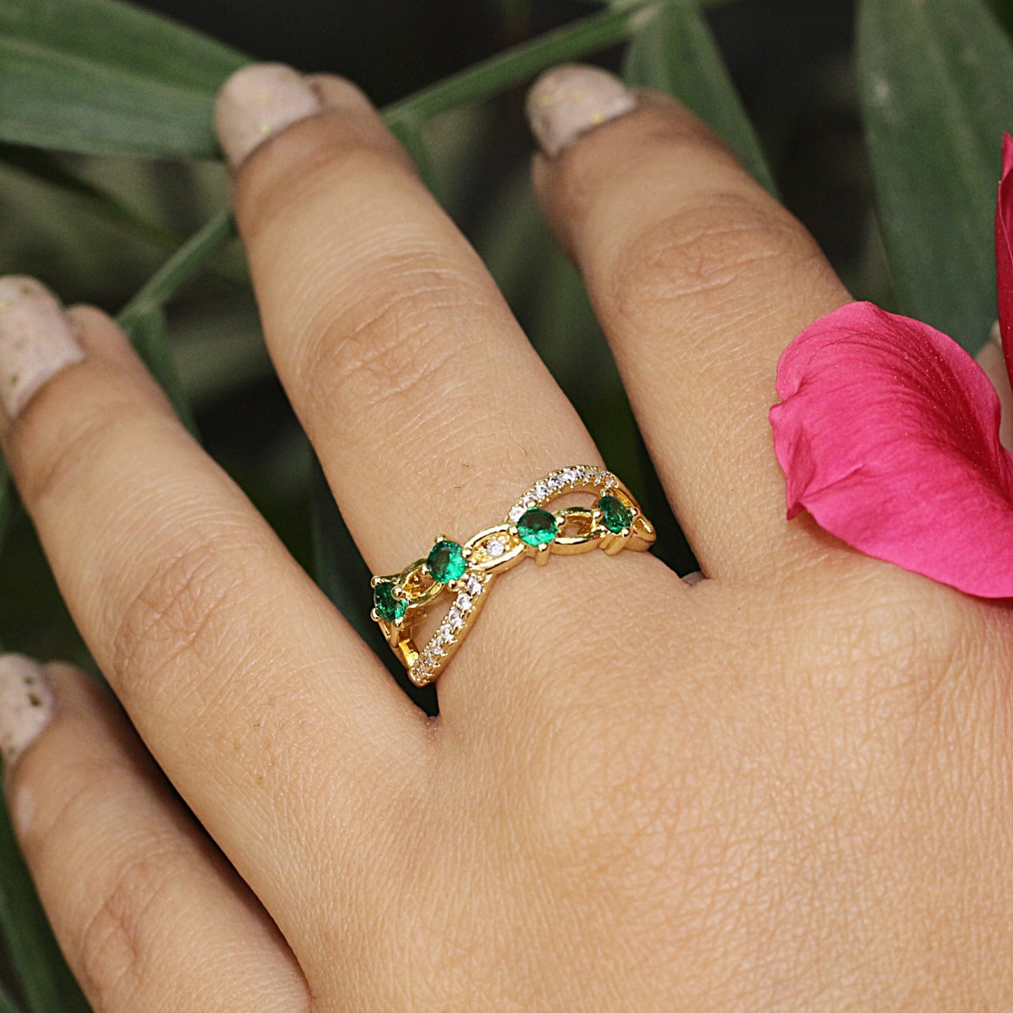Lustrous Love Band Ring