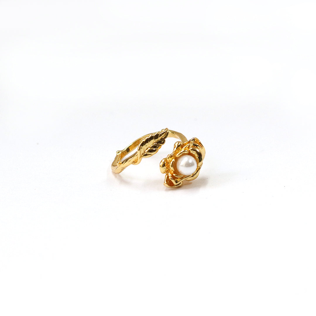 Floral Pearl Ring