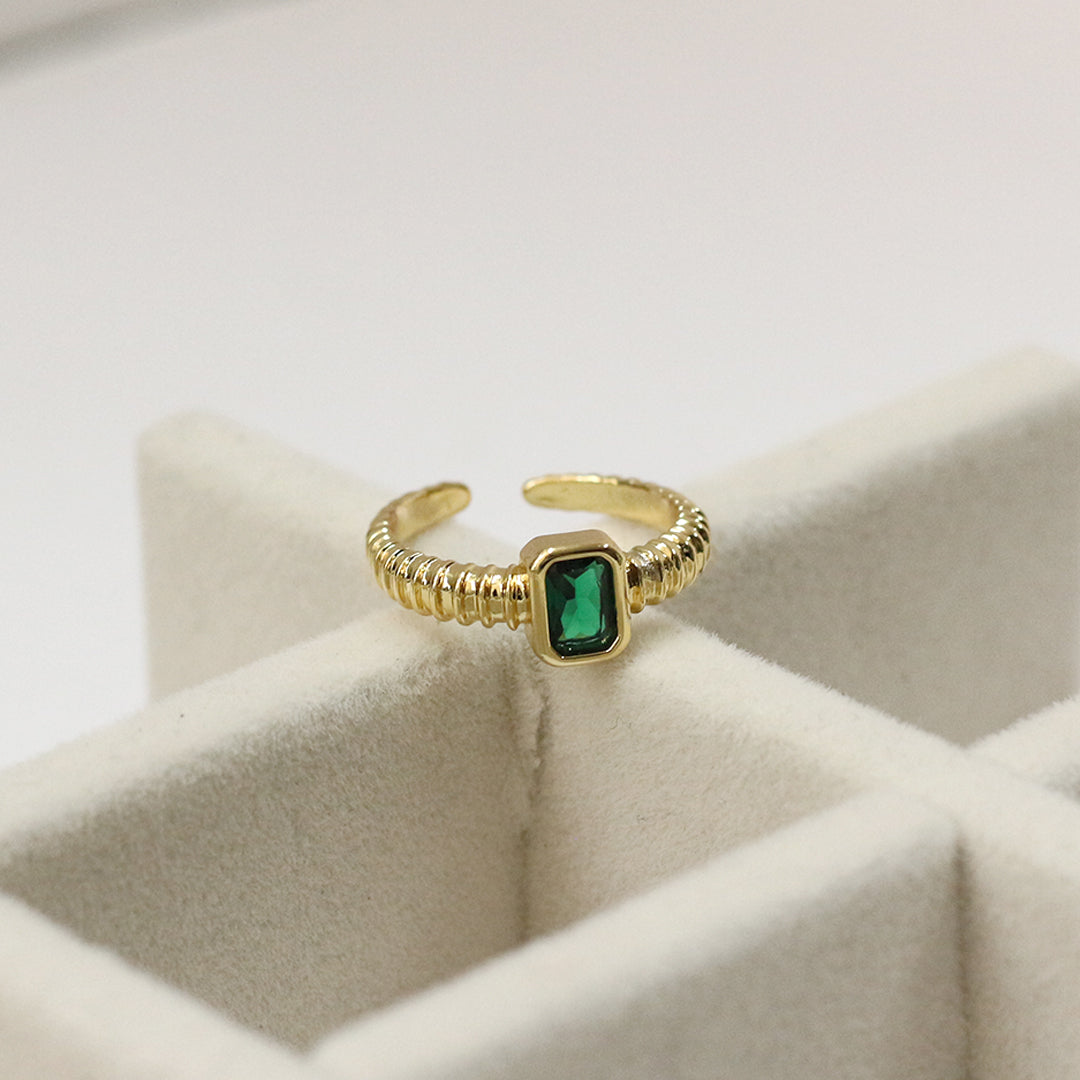 Green Gleam Adjustable Ring