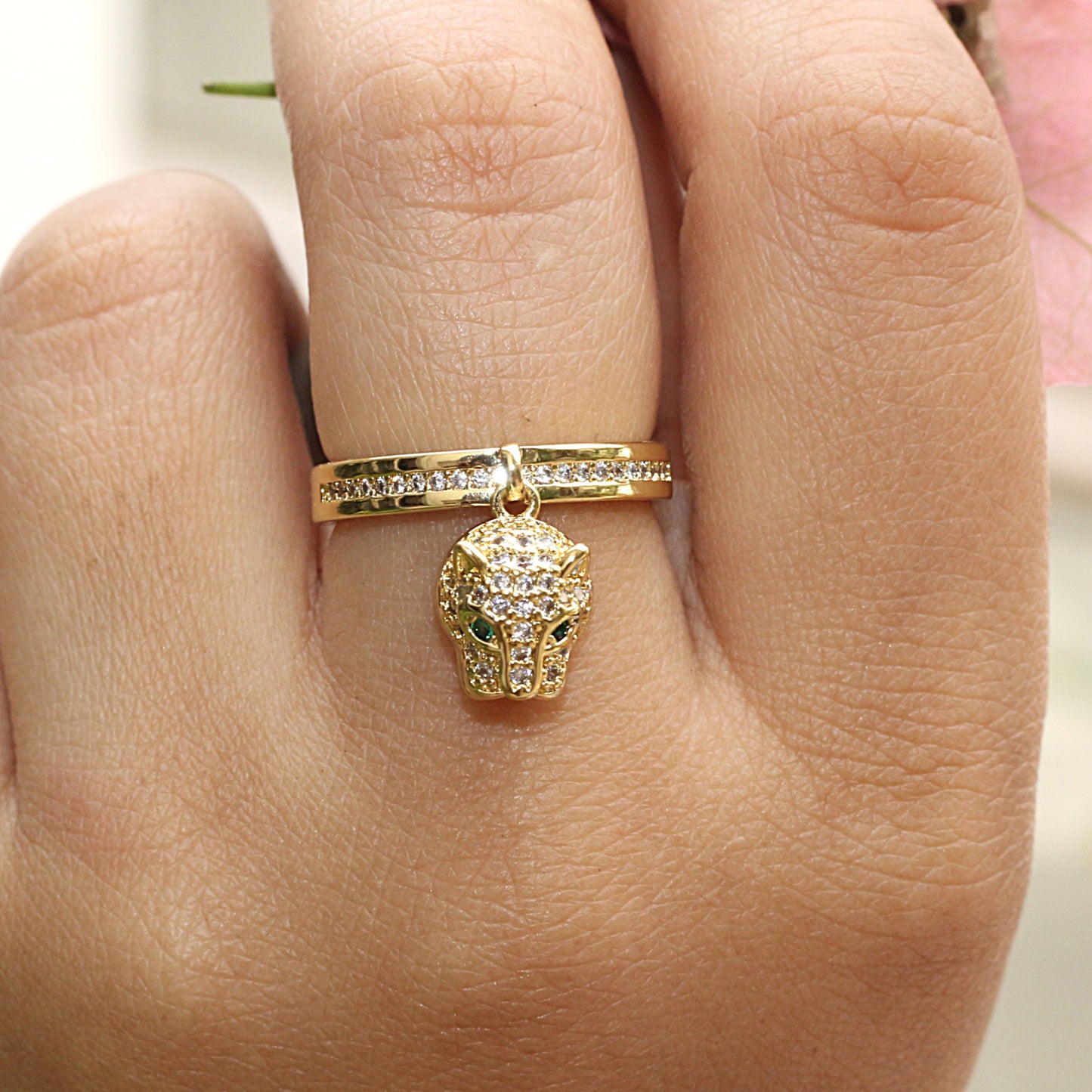 Wild Elegance Panther Ring