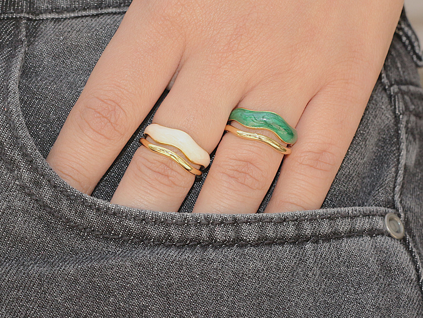 Emerald Wave Enamel Ring