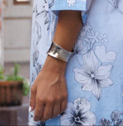 Chic Cirque Handcuff