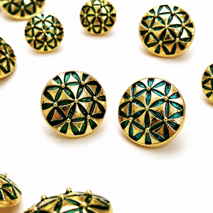 Regal Pattern Button