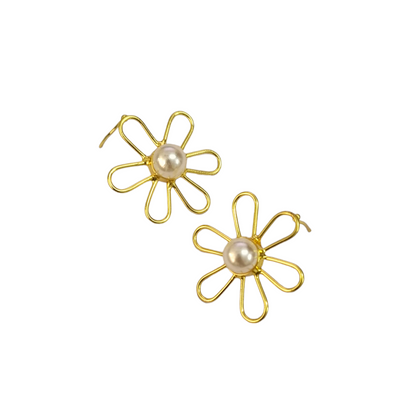 Pearl Flower Stud Earrings