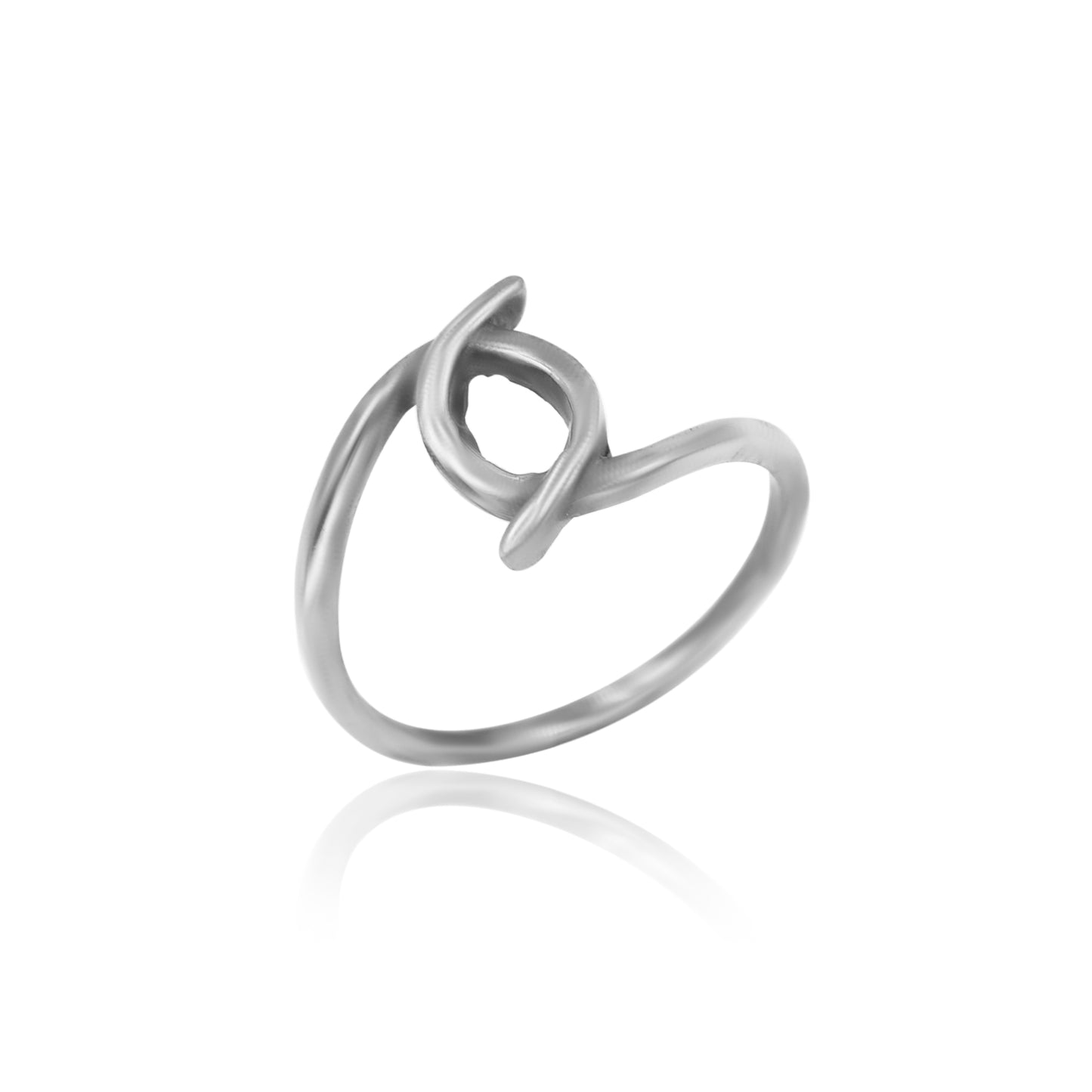 Entangled Moon Ring