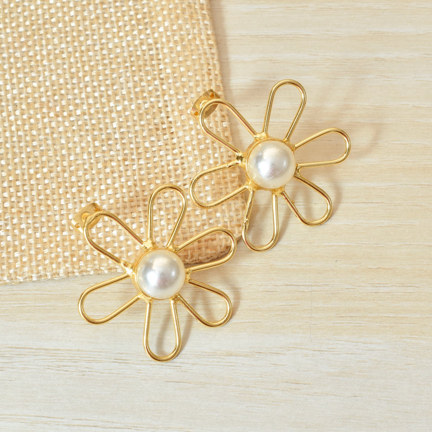 Pearl Flower Stud Earrings