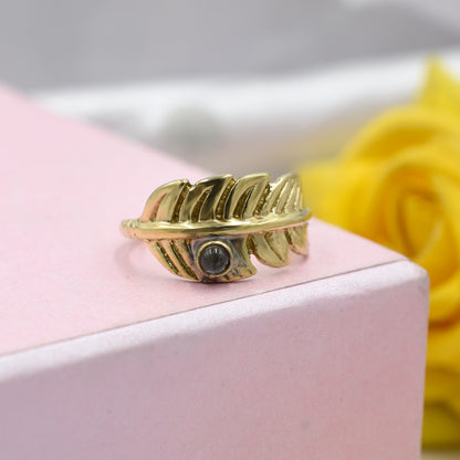 Leafy Stone Ring