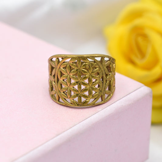 Retro Romance Ring