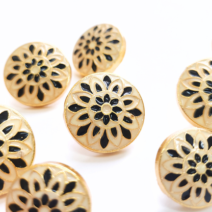 Classic Floral Button