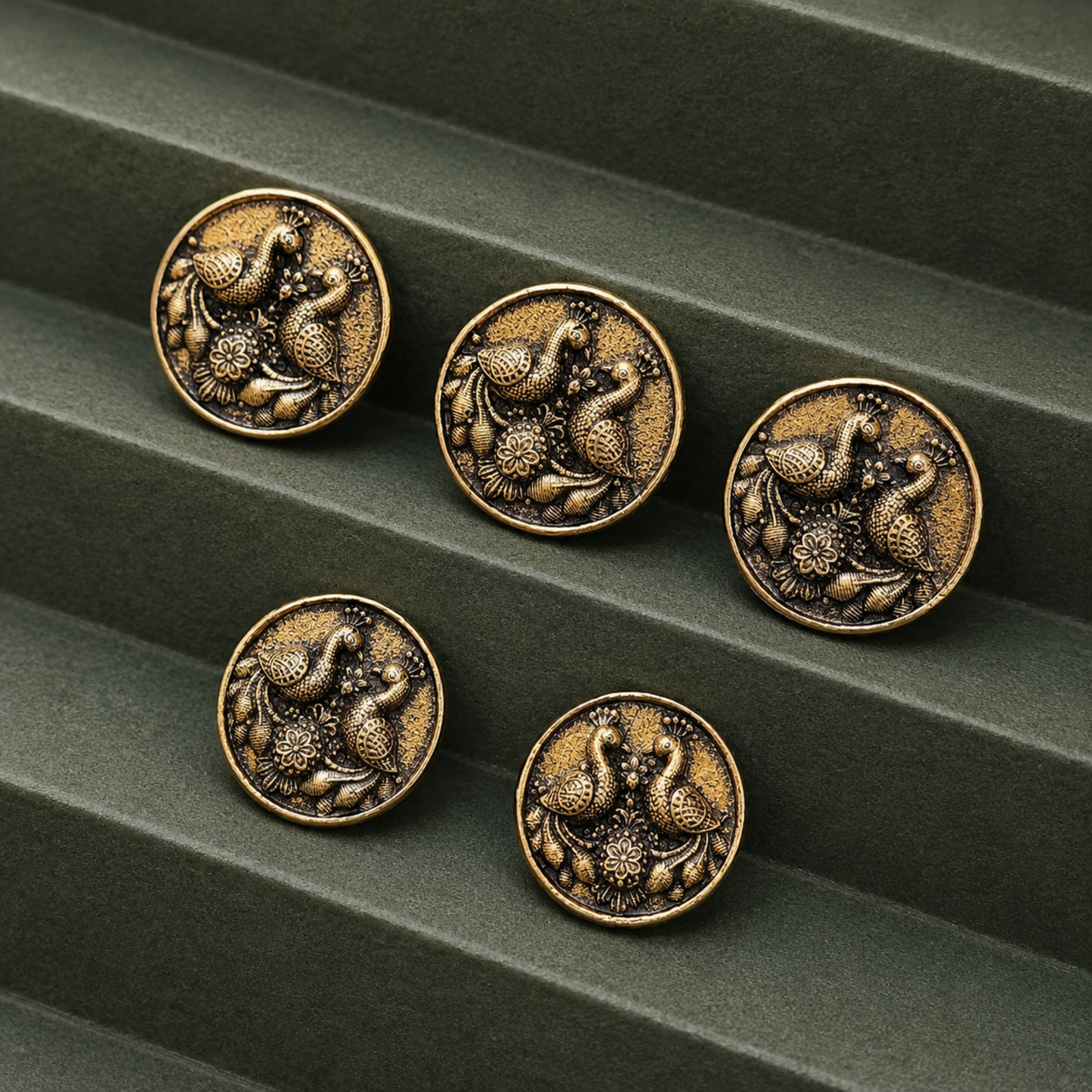Sovereign Peacock Button