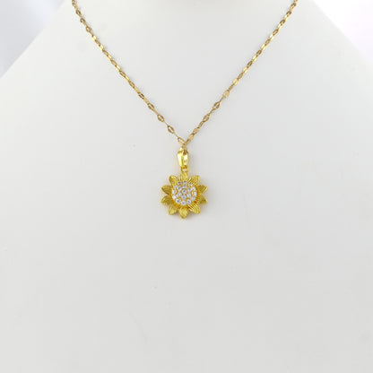 Spinning Blossom Necklace