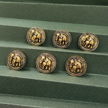 Maharaja Peacock Button