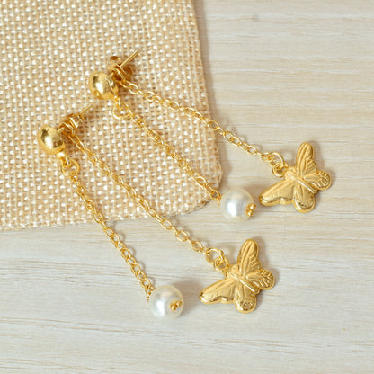 Pearl Flutter Stud Earrings