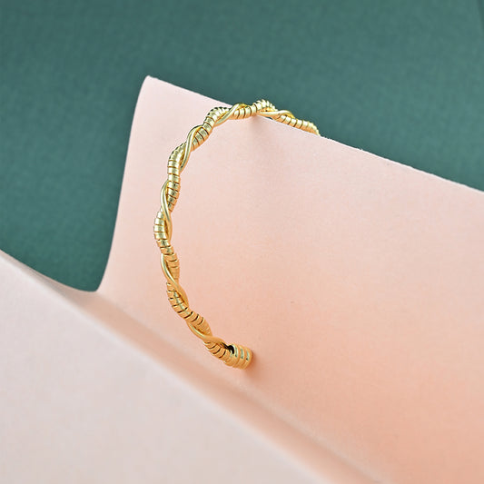 Twira Twist Bracelet
