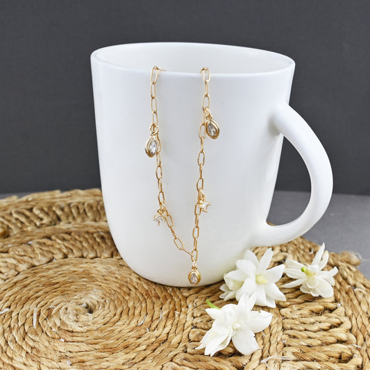 Glimmer Leaf Necklace