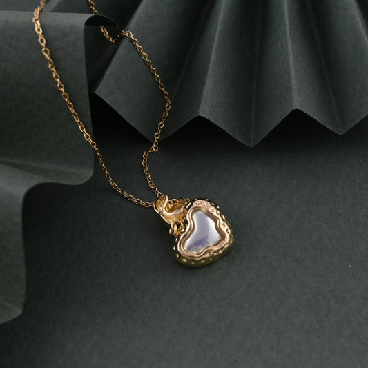 Amour Aura Necklace