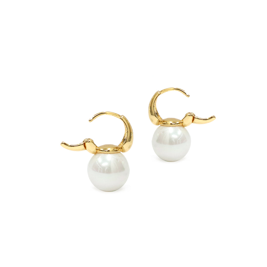 Pearl Echo Drops Hoops Earrings