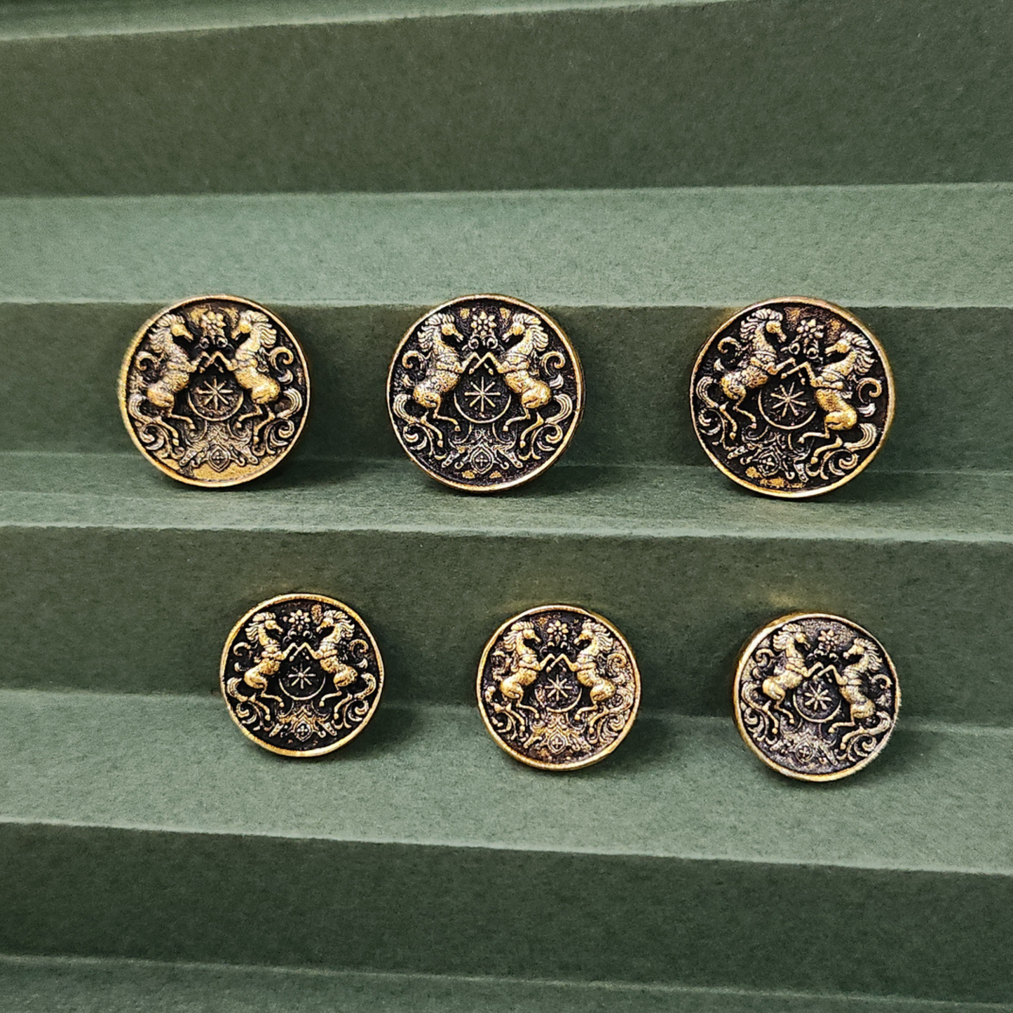 Classic Crest Button