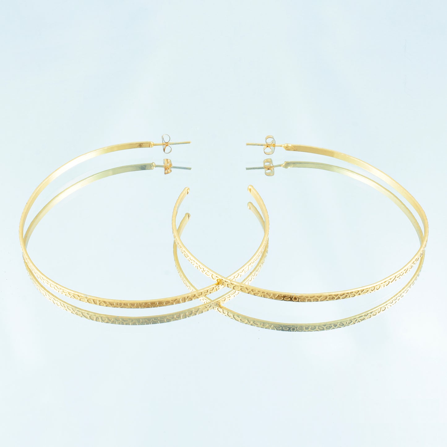 Power Curve Hoop Earrings