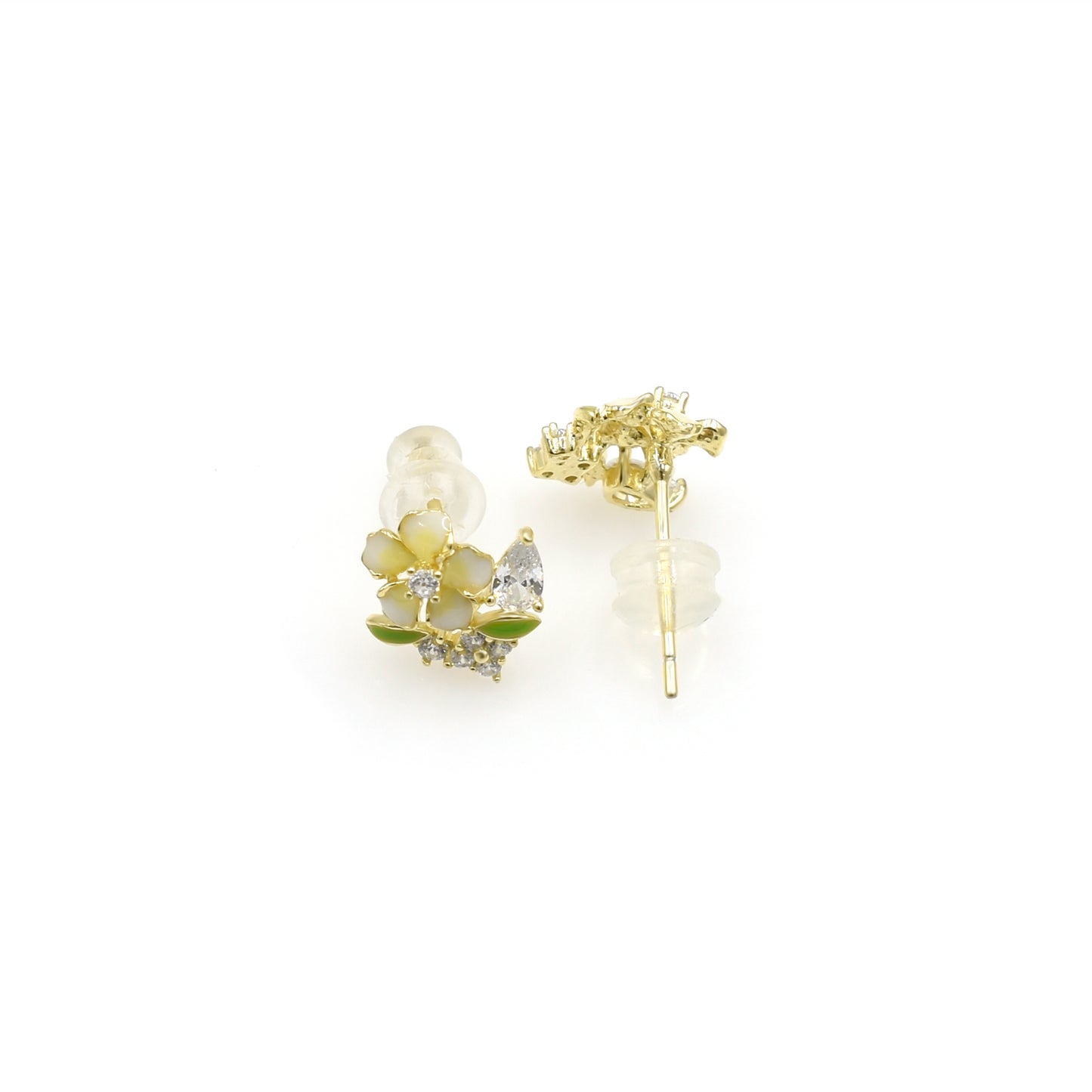 Dainty Daisy Silver Stud Earrings