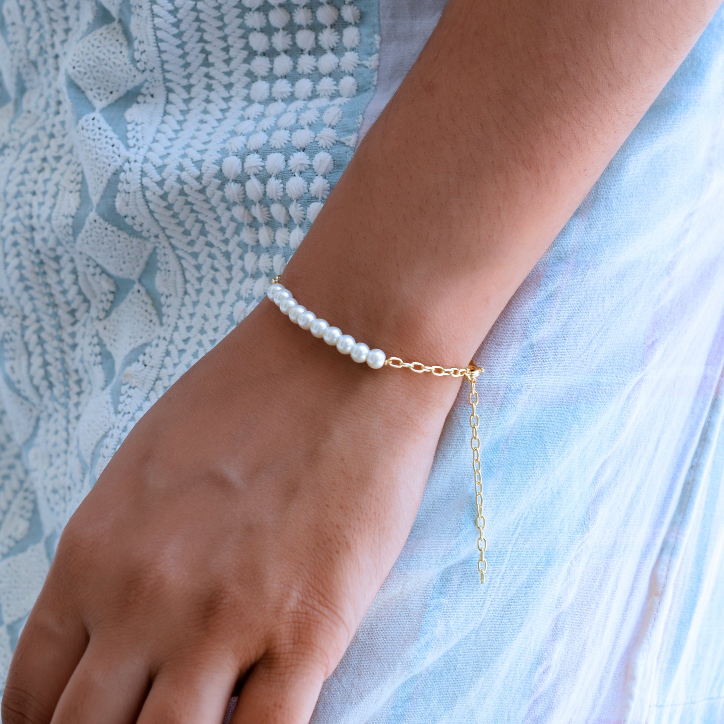 Pearl String Bracelet