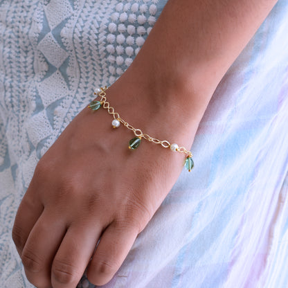 Green Apatite Pearl Drops Bracelet