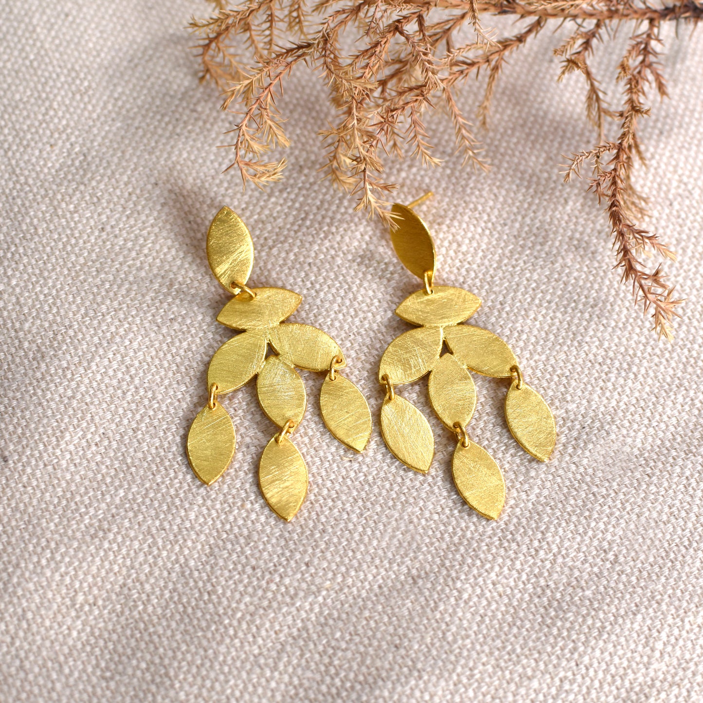 Drops Of Flower Stud Earrings