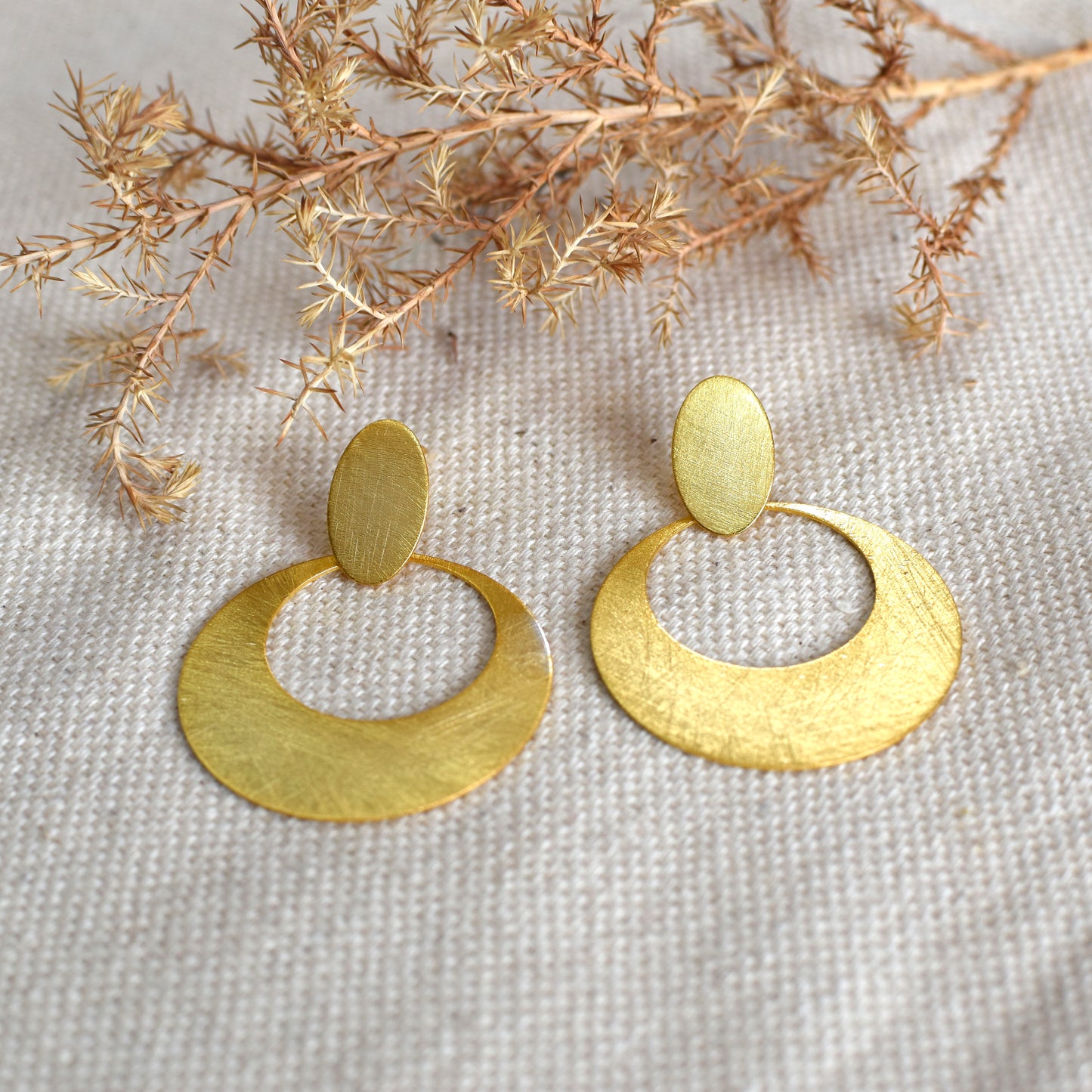 Golden Dreams Stud Earrings