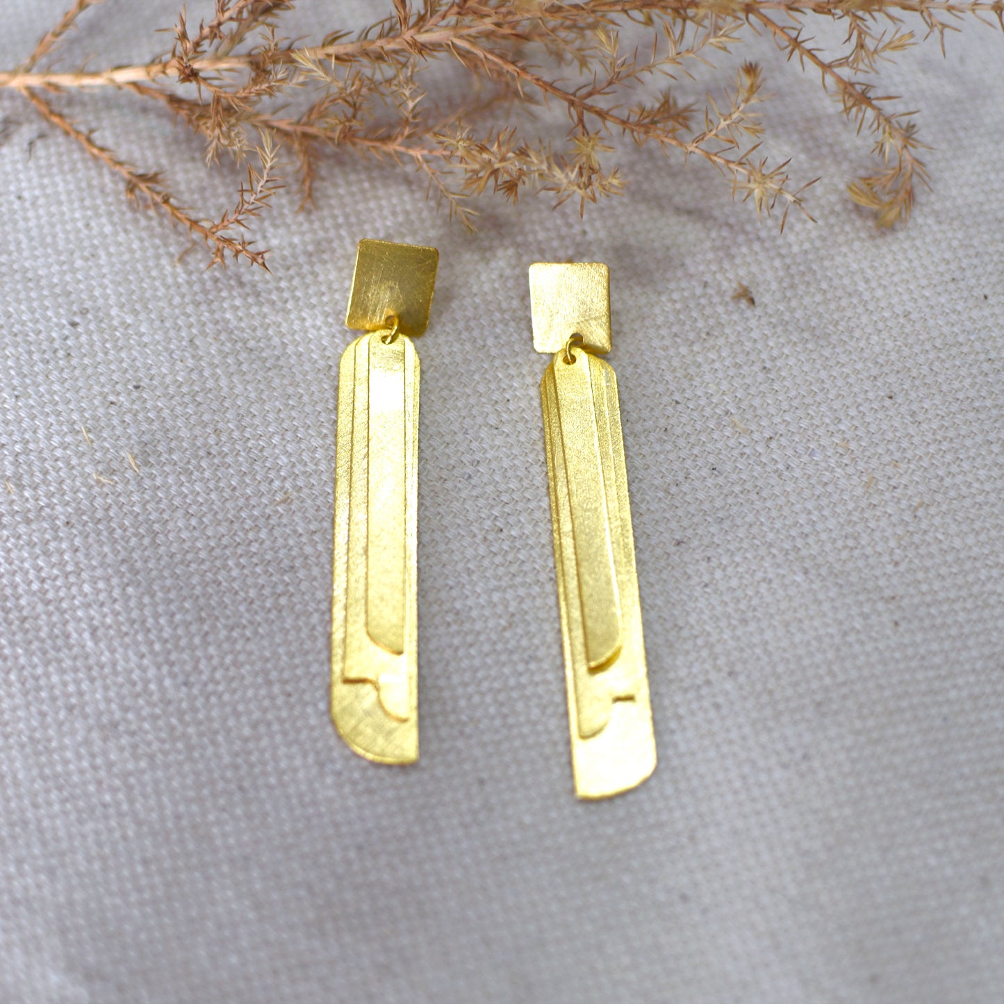 Overlapping Flaps Stud Earrings