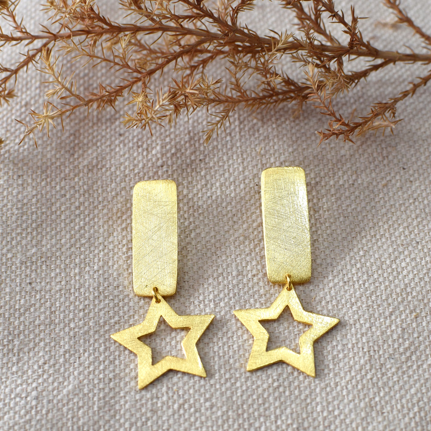 Falling Star On Ground Stud Earrings