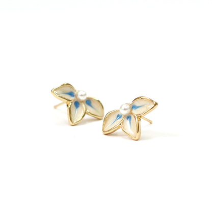 Dainty Flower Stud Earrings