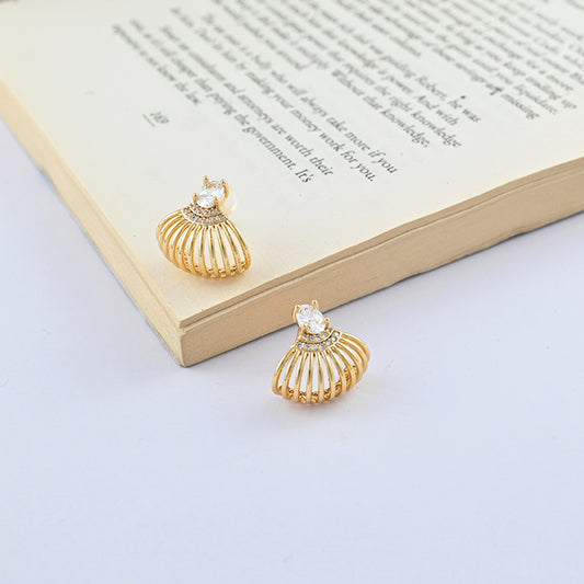 Swayvine Loops Stud Earrings