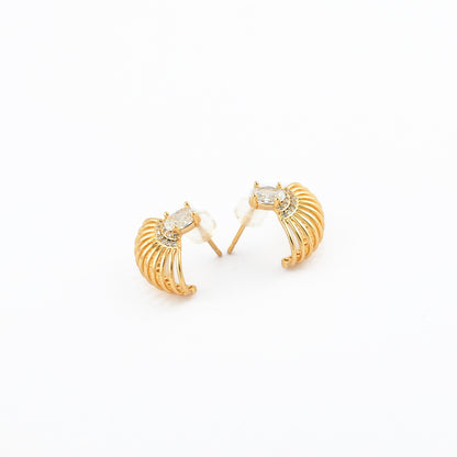 Swayvine Loops Stud Earrings