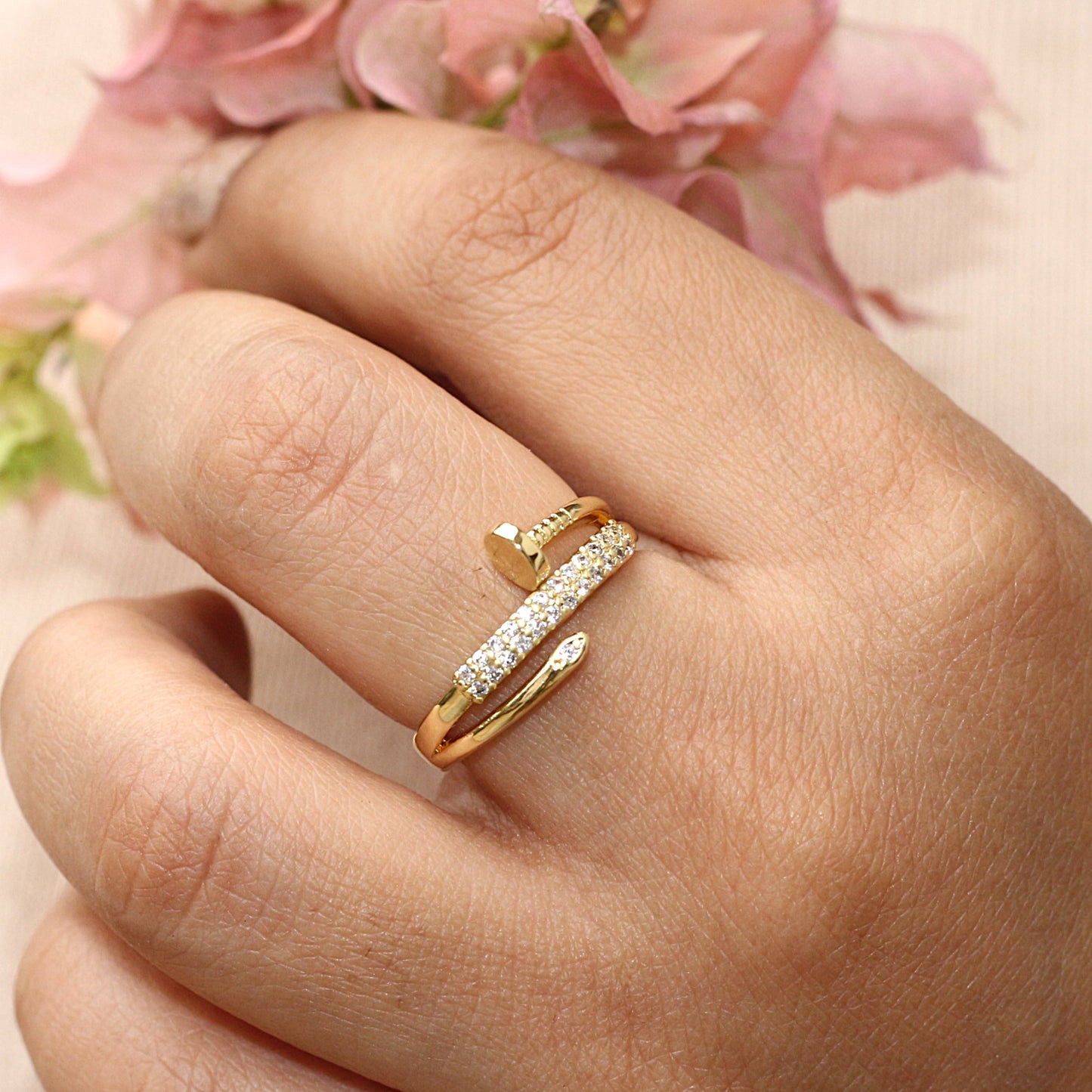 Adjustable Nail Wrap Ring