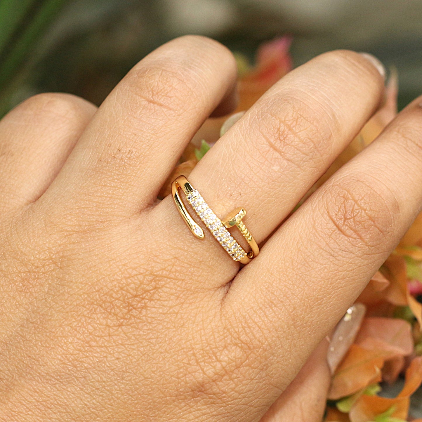 Adjustable Nail Wrap Ring