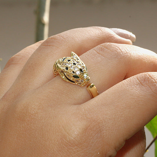 Serpentine Luxe Ring