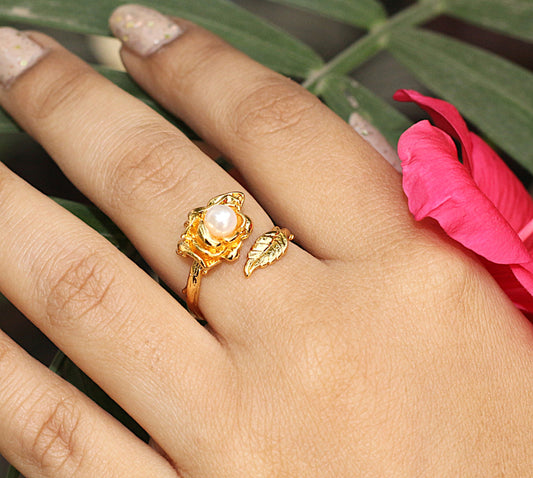 Floral Pearl Ring