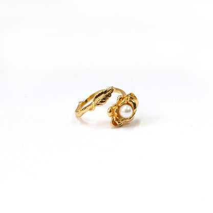 Floral Pearl Ring