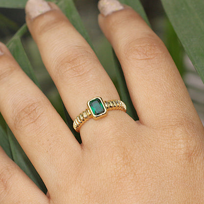 Green Gleam Adjustable Ring