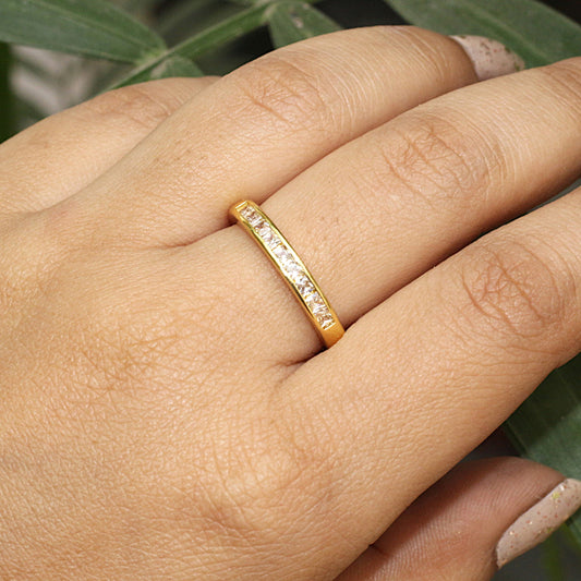 Glint & Glow Gold Ring
