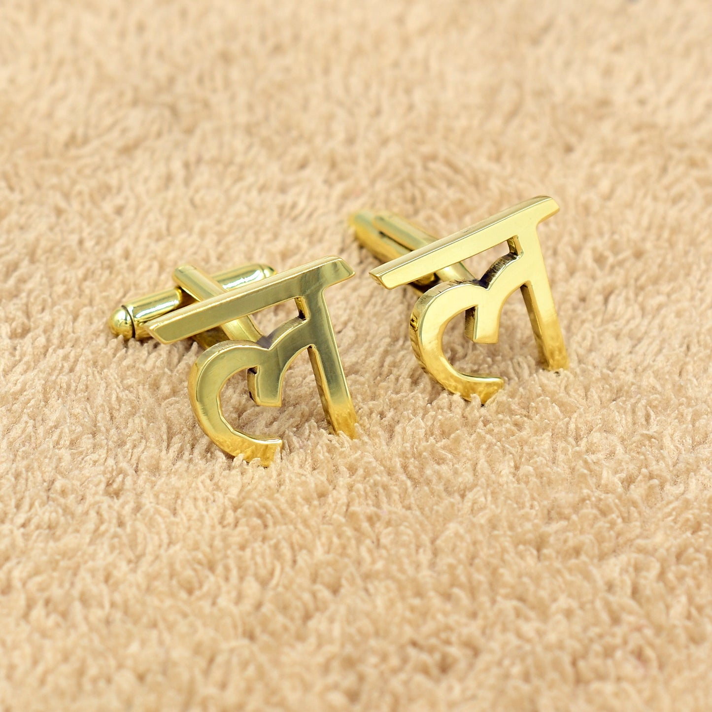 ल Initial Cufflinks