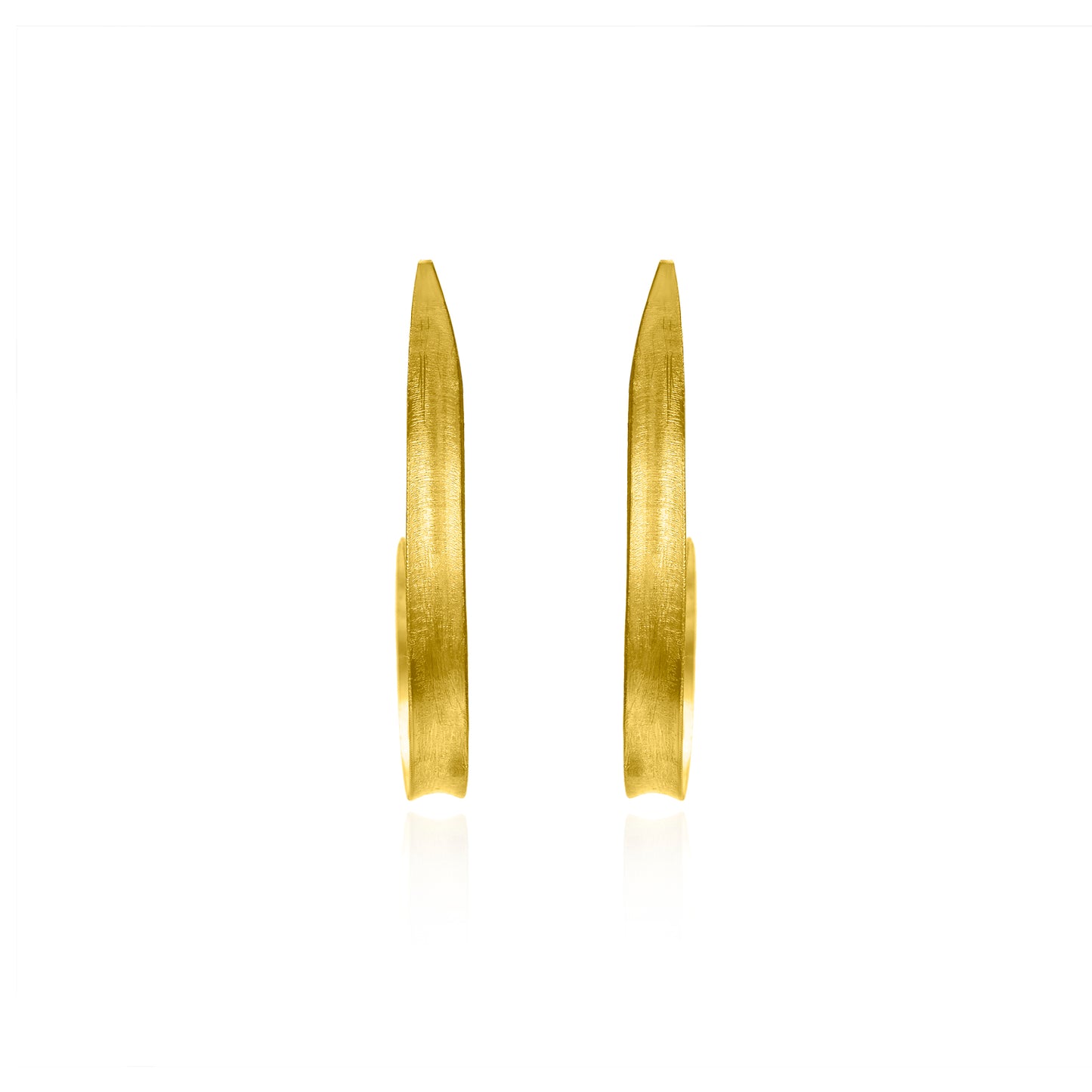 Dainty Curve Stud Earrings