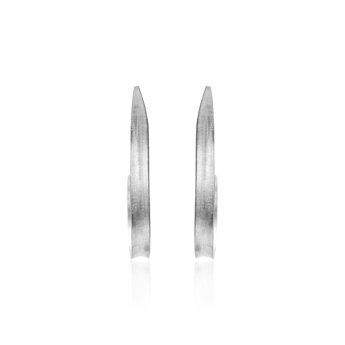 Dainty Curve Stud Earrings